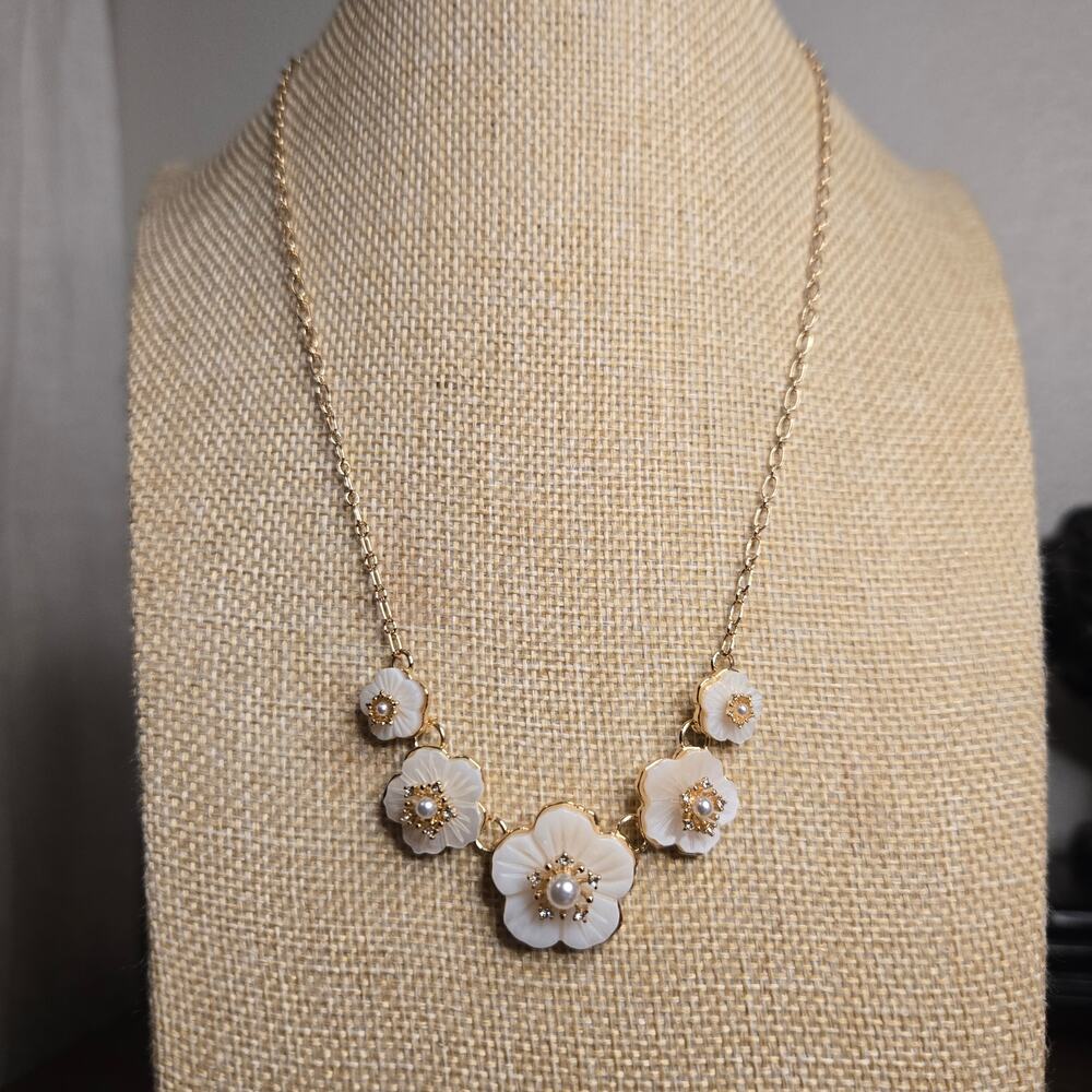 Gold Tone Ivory Floral Statement Necklace Spring Estate Glam